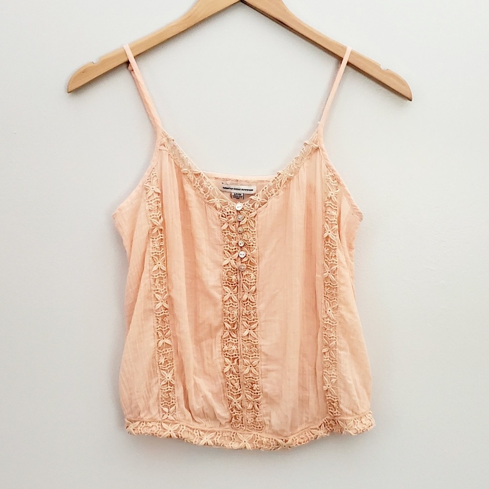 American Eagle pink cropped tank crochet small